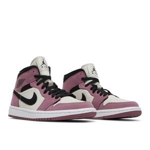 Jordan 1 Mid Mulberry 11.5